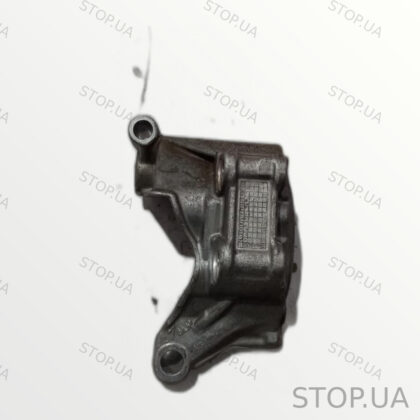 06E145393G кронштейн насоса гидроусилителя руля Кронштейн насоса ГУР Audi Q