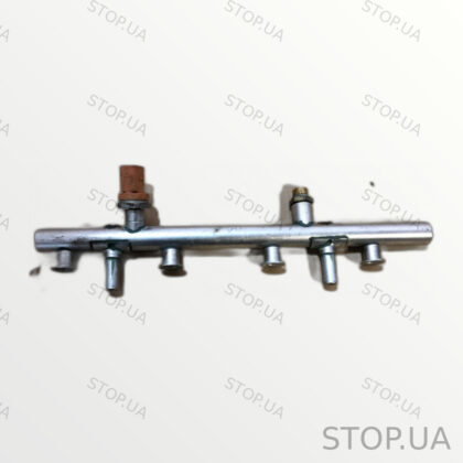 06H133317C топливная рейка 06H133317C Топливная рейка Audi Q5 12-16 2.0 TFS