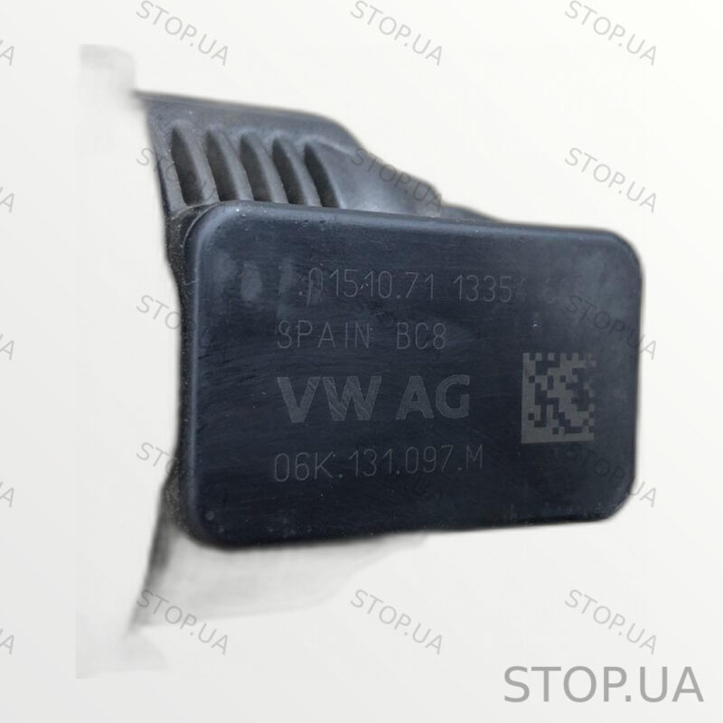 06K133833AR клапан EGR Клапан EGR Volkswagen Jetta 6 USA SKU 06K133833AR, а — изображение 2