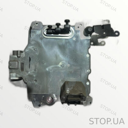 0EF907180K блок управления задним двигателем Блок управления задним двигате