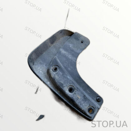 11A075111 брызговик передний правый 11A075111 Брызговик передний правый (со