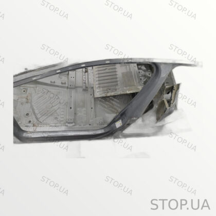 11K809839 стойка кузова центральная левая с порогом 11K809839 Стойка кузова