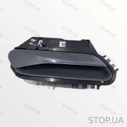 11K837812C ручка двери задняя правая Ручка двери задняя правая Volkswagen I