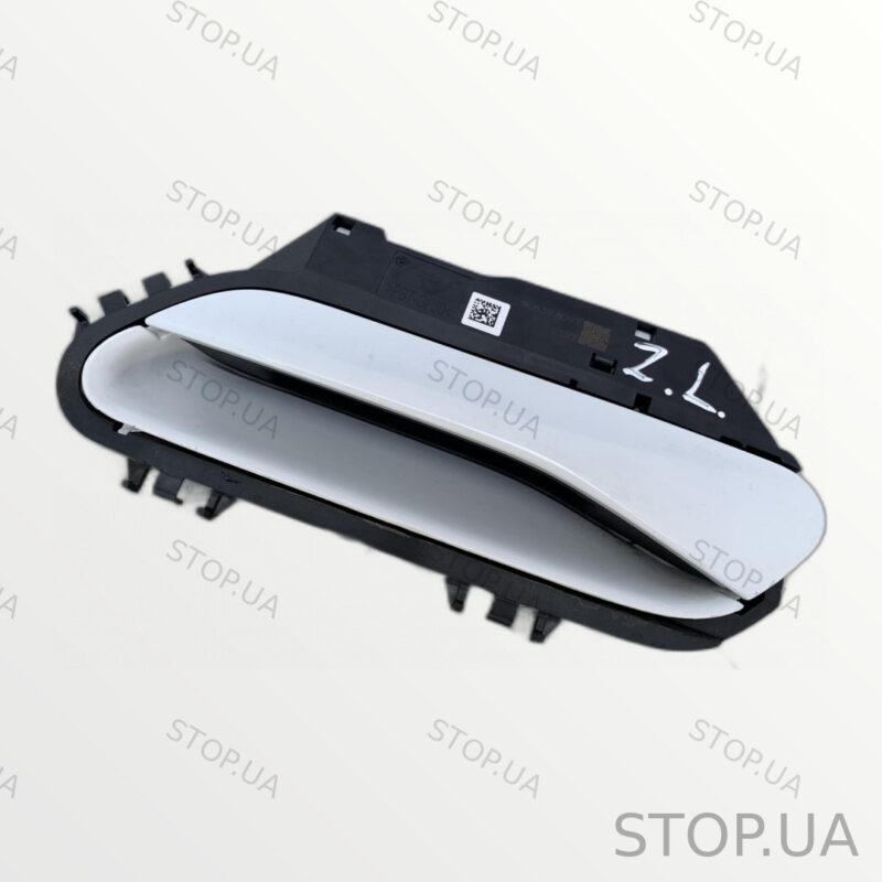 11K839809F ручка двери задняя левая Ручка задней левой двери Volkswagen ID
