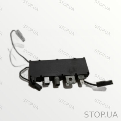 1387751 усилитель антенны Усилитель модуля антенны BMW E36 SKU 1387751 Усил