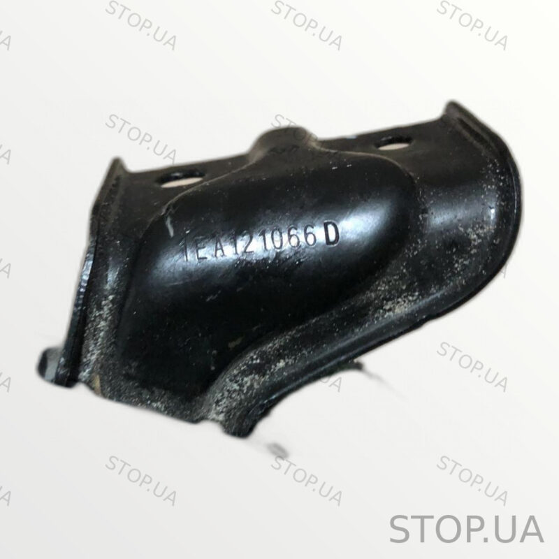 1EA121066D кронштейн циркуляционного насоса Volkswagen 1EA121066D Кронштейн — изображение 2