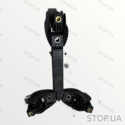 1EA820034B кронштейн компрессора кондиционера Кронштейн компрессора кондици