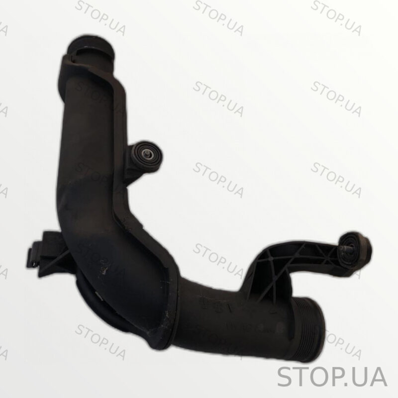 1K0145770AE патрубок интеркулера Патрубок интеркулера Volkswagen Passat B7