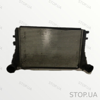 1K0145803AG радиатор интеркулера 1K0145803AG Радиатор интеркулера Skoda Sup