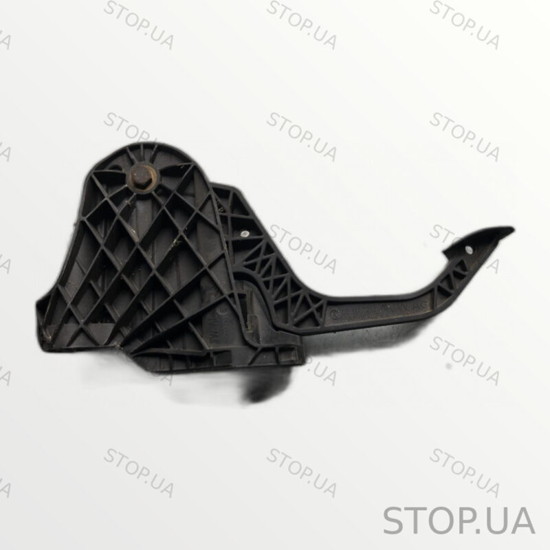 1K0721796 педаль сцепления Педаль сцепления Volkswagen Caddy 04-10 SKU 1K07