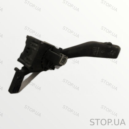 1K0953519K переключатель подрулевой правый Skoda Superb 2 08-15 переключате