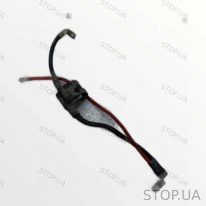 1K0971228L клемма аккумулятора плюс Клемма аккумулятора плюс Volkswagen Tou