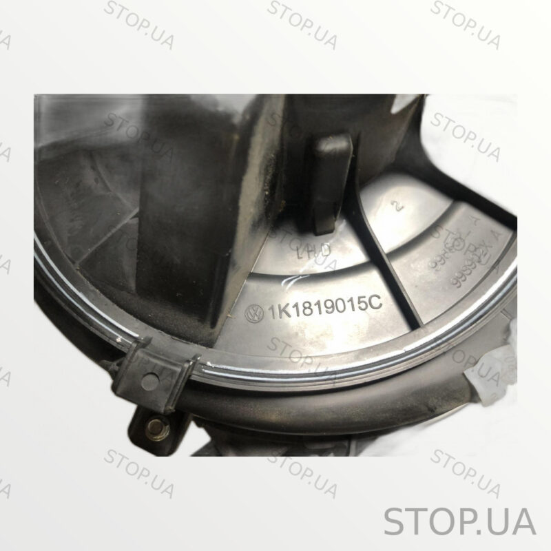 1K11819015C моторчик печки 1K11819015C Моторчик печки Volkswagen Jetta 6 Eu — изображение 3