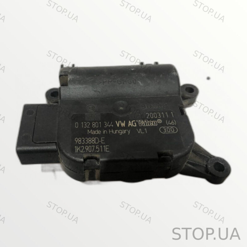 1K2907511E привод заслонки печки Привод заслонки печки Skoda Superb 2 08-15