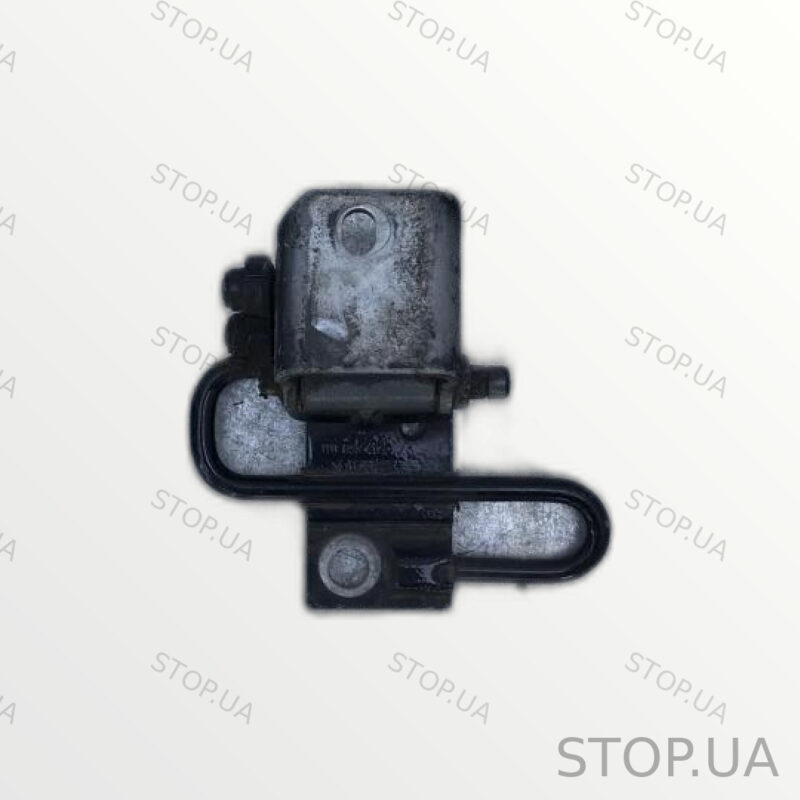 1T0833412C петля двери задней правой нижняя 1T0833412C Петля двери задней п