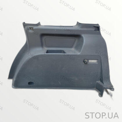 1T0867036031 обшивка багажника правая Обшивка багажника правая Volkswagen T