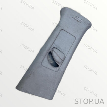 1T0868310 обшивка средней стойки правая верхняя Обшивка средней стойки прав