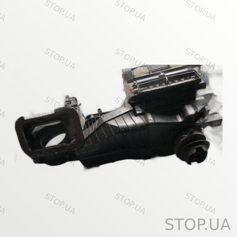 1T1819003CD корпус печки Корпус печки Volkswagen Caddy 04-10 SKU 1T1819003C — изображение 3