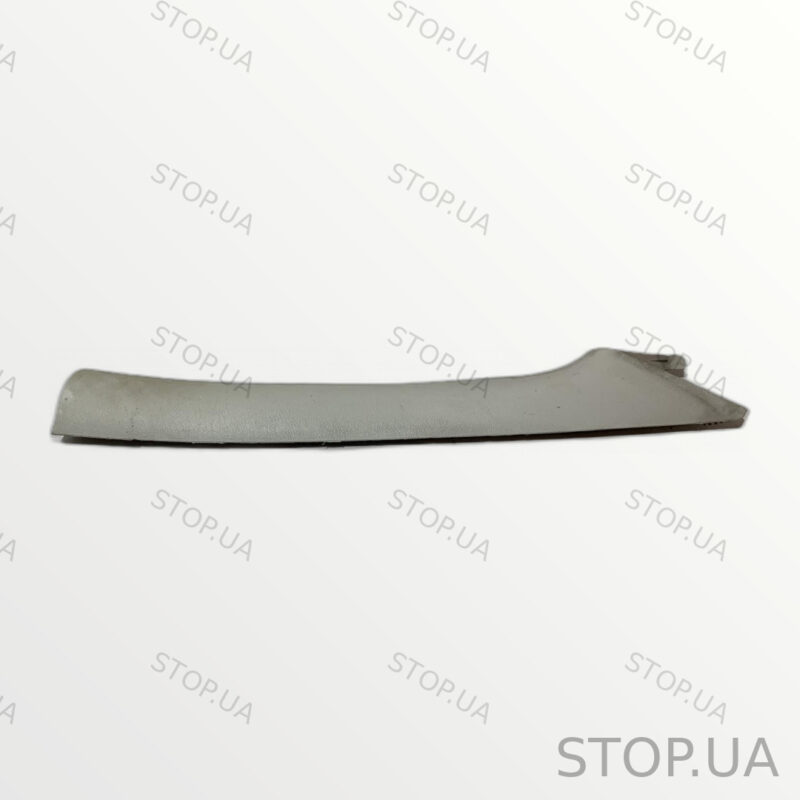 1U0867458D накладка стойки кузова передней правой Накладка стойки кузова пе