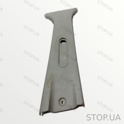 1U4867286 облицовка центральной стойки правая Облицовка правой центральной