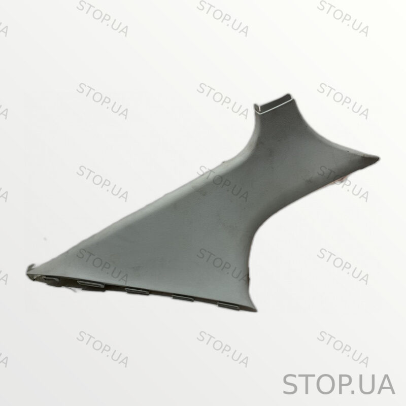 1U6867295 обшивка стойки задней левой Обшивка задней левой стойки Skoda Oct