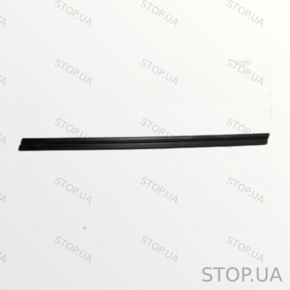 1Z0837479A ущельнитель стекла двери передний Уплотнитель стекла передней дв