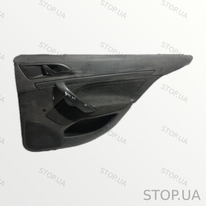 1Z5867210BR карта двери 1Z5867210BR Карта двери задней правой лифтбек Skoda