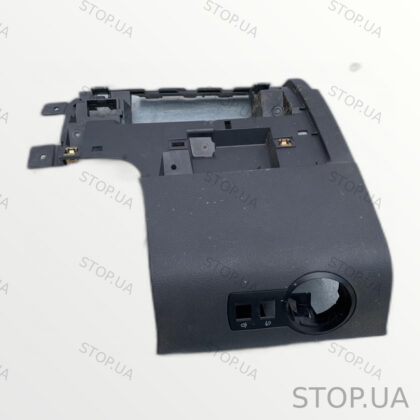 2K1858365 накладка декоративная на торпедо 2K1858365 Накладка декоративная