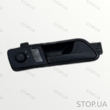 2K2837114B ручка внутренняя правая 2K2837114B Ручка внутренняя правая Volks