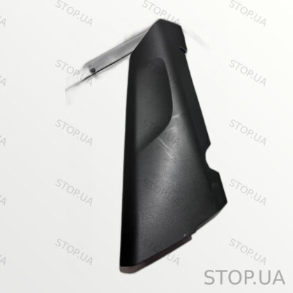 31651896 накладка задней стойки нижняя правая Накладка задней стойки нижняя