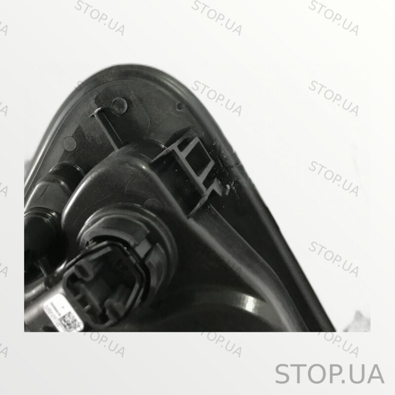 31663691 лючок порта зарядки Лючок зарядного порта (дефект на фото), цвет 7 — изображение 3