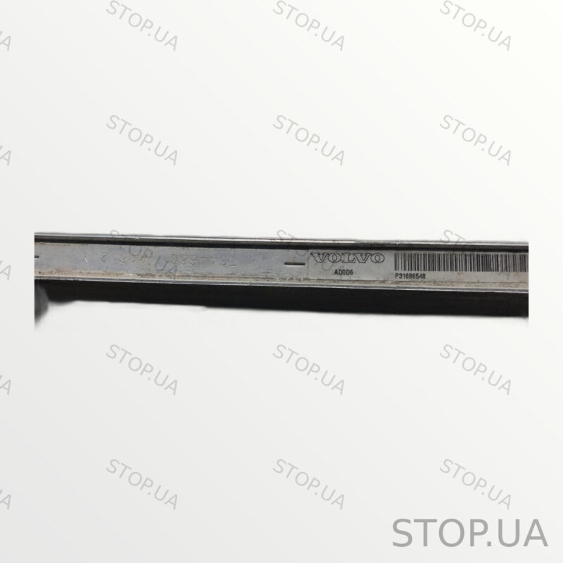 31686548 бачок радиатора Бачок радиатора (дефект на фото) Polestar 2 21-24 — изображение 3