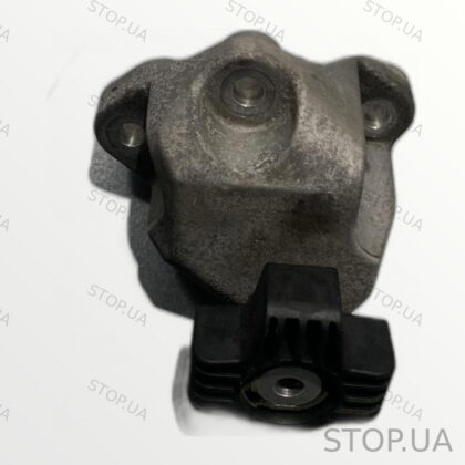 32298843 кронштейн крепления двигателя Кронштейн крепления двигателя Polest