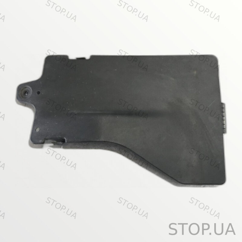 32369533 защита днища Защита днища правая (состояние на фото) Polestar 2 21