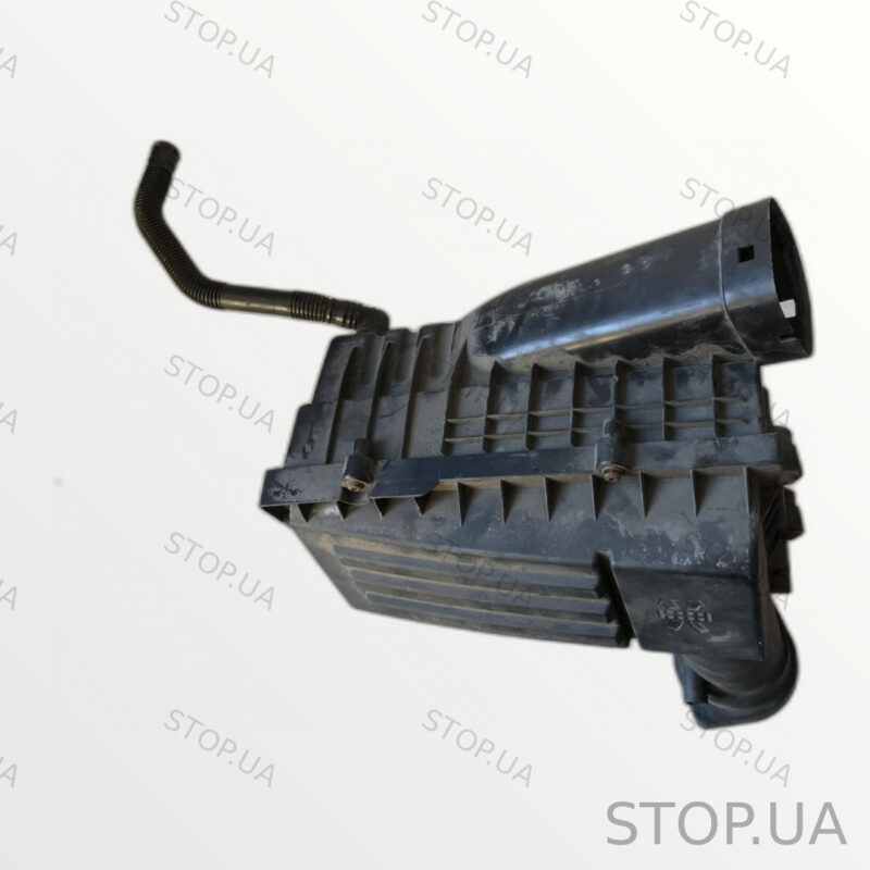 3C0129601CK корпус воздушного фильтра Volkswagen 3C0129601CK корпус воздушн — изображение 2