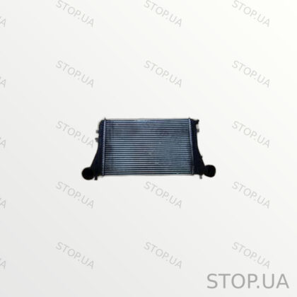 3C0145805R радиатор интеркулера 3C0145805R Радиатор интеркулера Volkswagen
