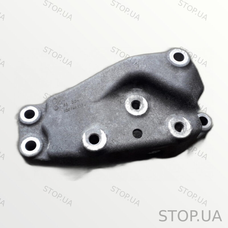 3C0199117J кронштейн подушки двигателя левый Volkswagen Tiguan 09-17 Кроншт — изображение 2