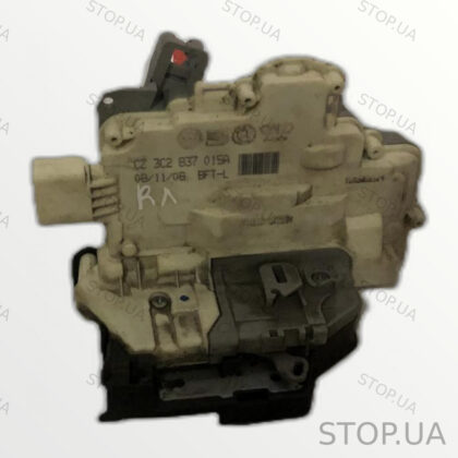 3C2837015A замок двери передний левый Замок двери передней левой Skoda Supe