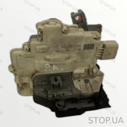 3C2837016A замок двери задний правый Volkswagen Passat B7 замок двери задне