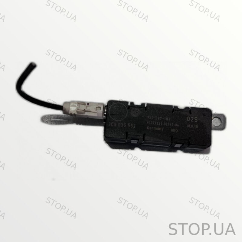 3C8035552A усилитель антенны Усилитель антенны Volkswagen Passat CC 08-11 S