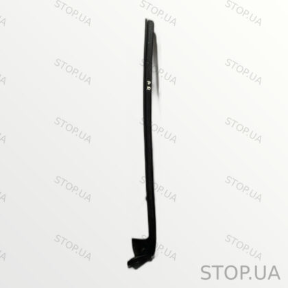 3C8837472 ущельнитель стекла передний правый 3C8837472 Уплотнитель стекла п