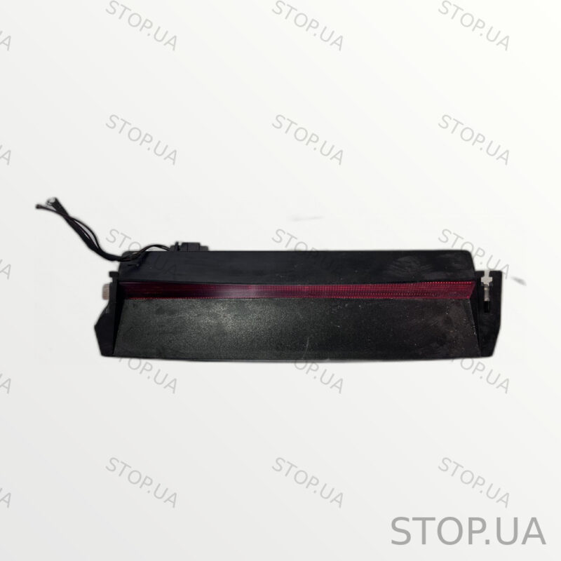 3C8945087 дополнительный стоп-сигнал Дополнительный стоп-сигнал Volkswagen