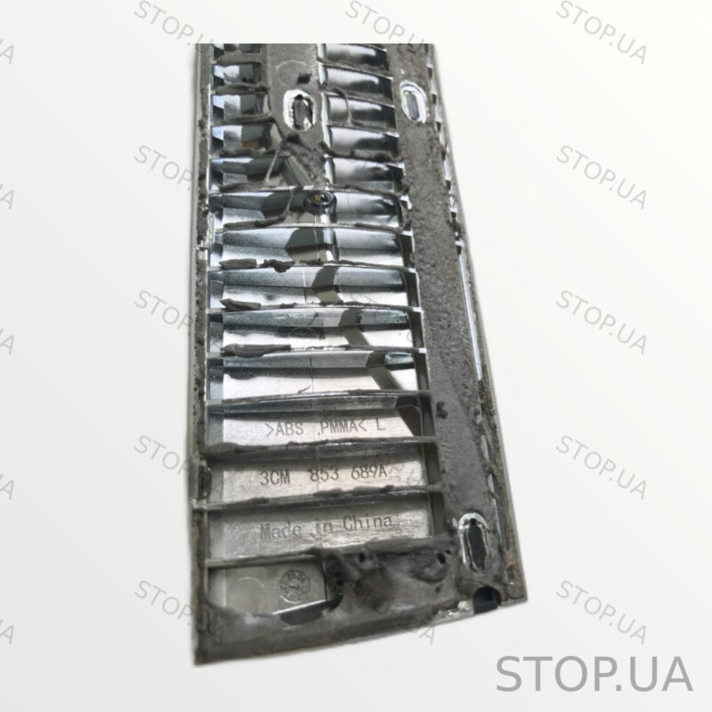 3CM853689A молдинг эмблемы двери левый 3CM853689A Молдинг эмблемы двери лев — изображение 2