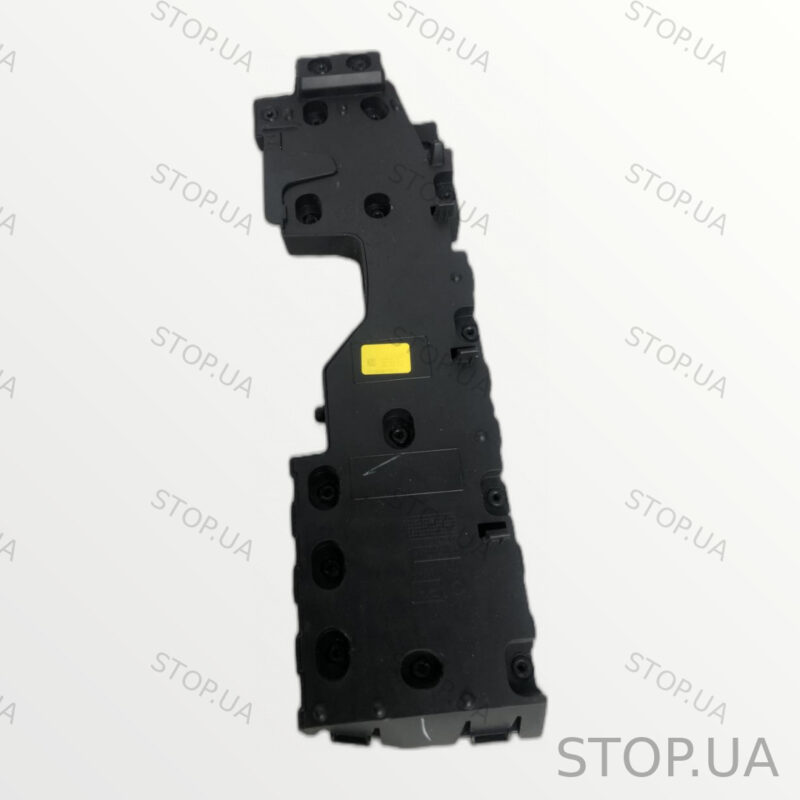 3CN863480 обшивка арки Обшивка правой нижней арки Volkswagen Atlas 2017-202