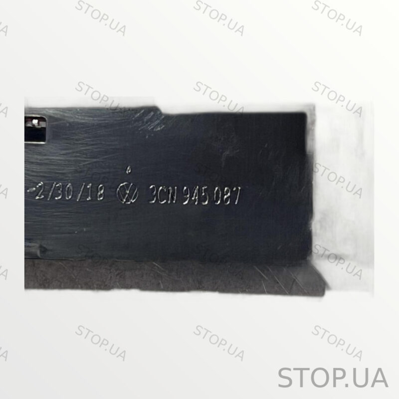 3CN945087 стоп-сигнал заднего стекла Стоп-сигнал заднего стекла Volkswagen — изображение 2