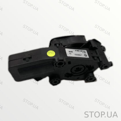 3T0827299B петля багажника 3T0827299B Петля багажника левая сервопривод Sko