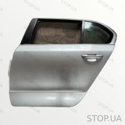 3T5833055 дверь задняя левая в сборе Дверь задняя левая в сборе Skoda Super
