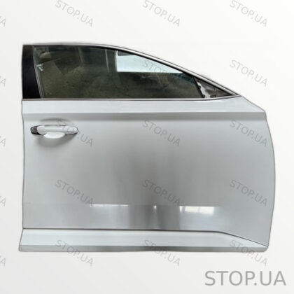 3V0831056B дверь передняя правая в сборе Дверь передняя правая в сборе Skod