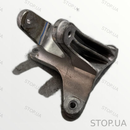 42749057 кронштейн задней подушки двигателя Chevrolet Bolt EUV (2022–2023)