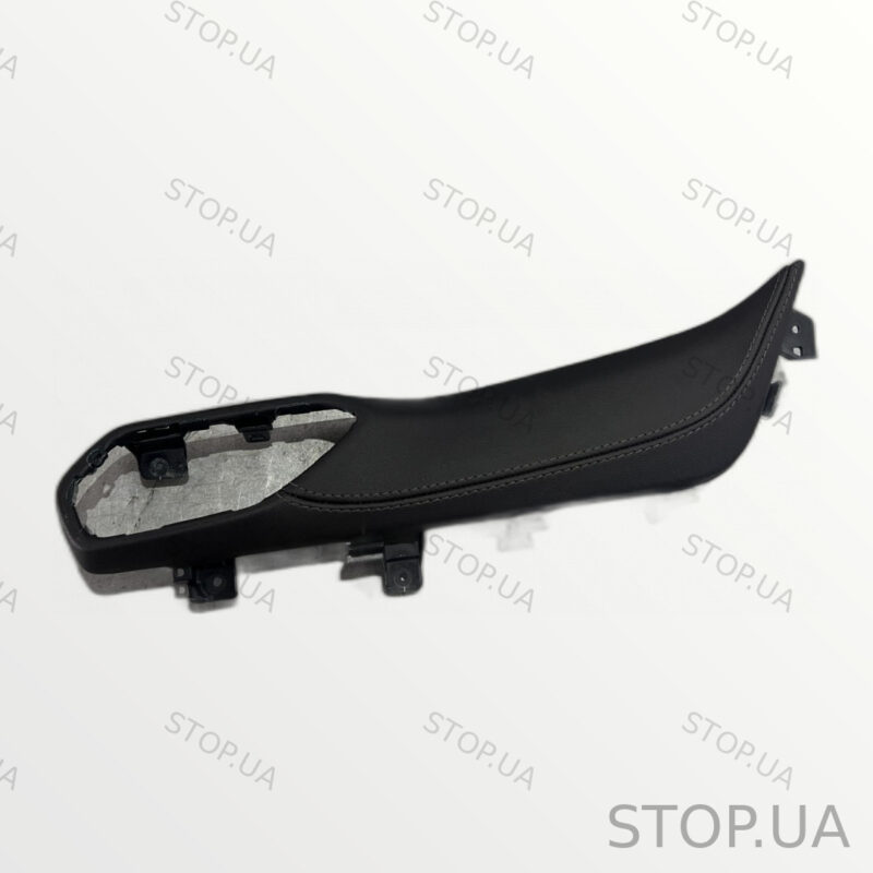 42786074 накладка передней панели Chevrolet Bolt EUV (2022–2023)
